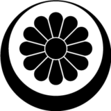 新装開店のお花屋さんからのご依頼。店名のデージー(雛菊)をデザイン化しました 月輪に雛菊